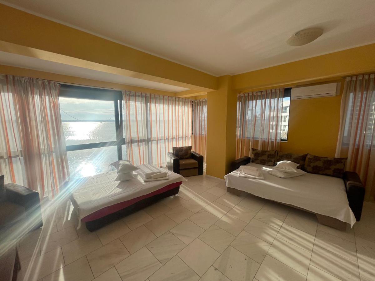 Sophia Lake View Suite Mamaia Kültér fotó