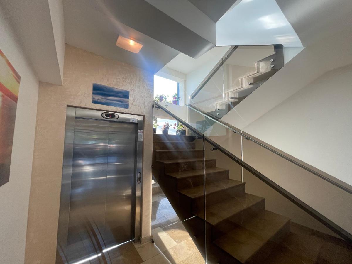 Sophia Lake View Suite Mamaia Kültér fotó