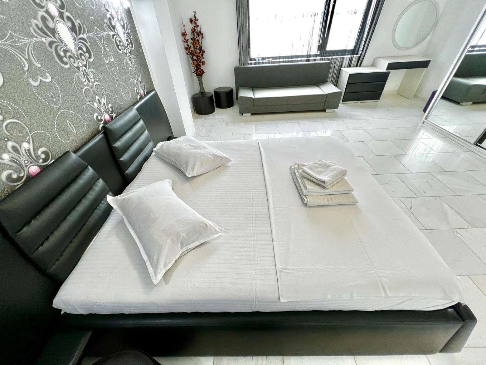 Sophia Lake View Suite Mamaia Kültér fotó
