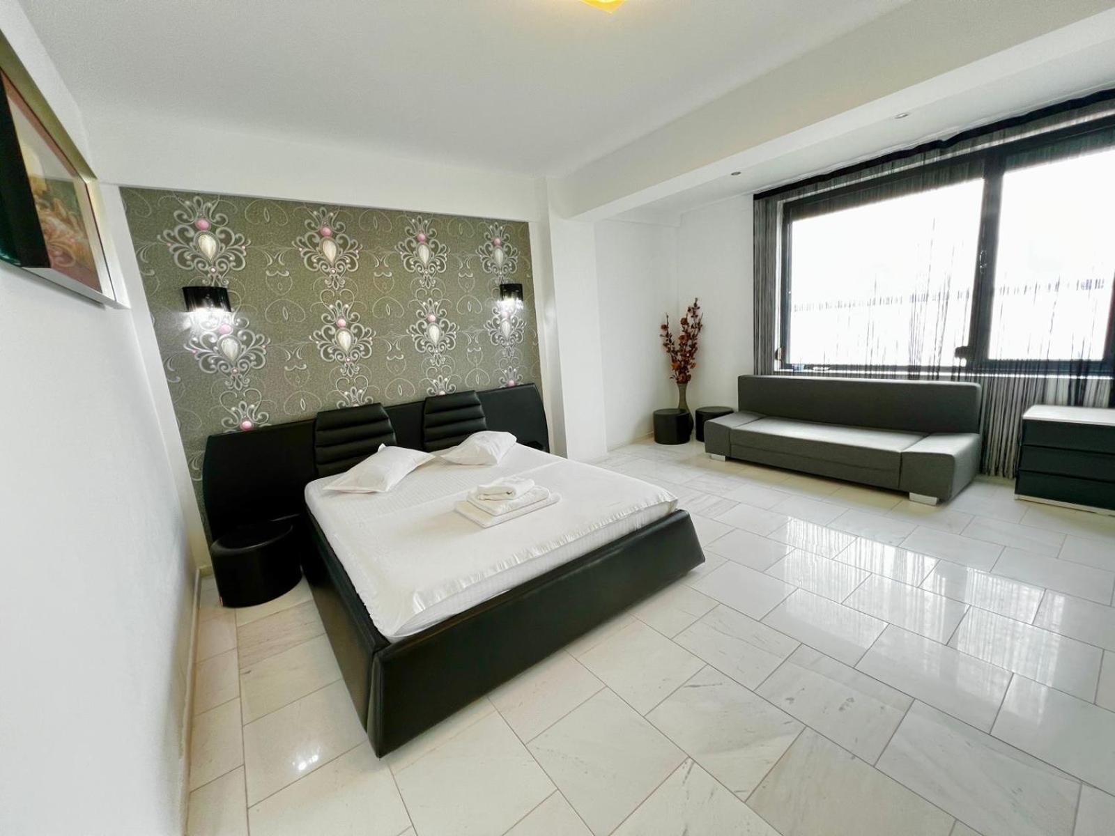 Sophia Lake View Suite Mamaia Kültér fotó