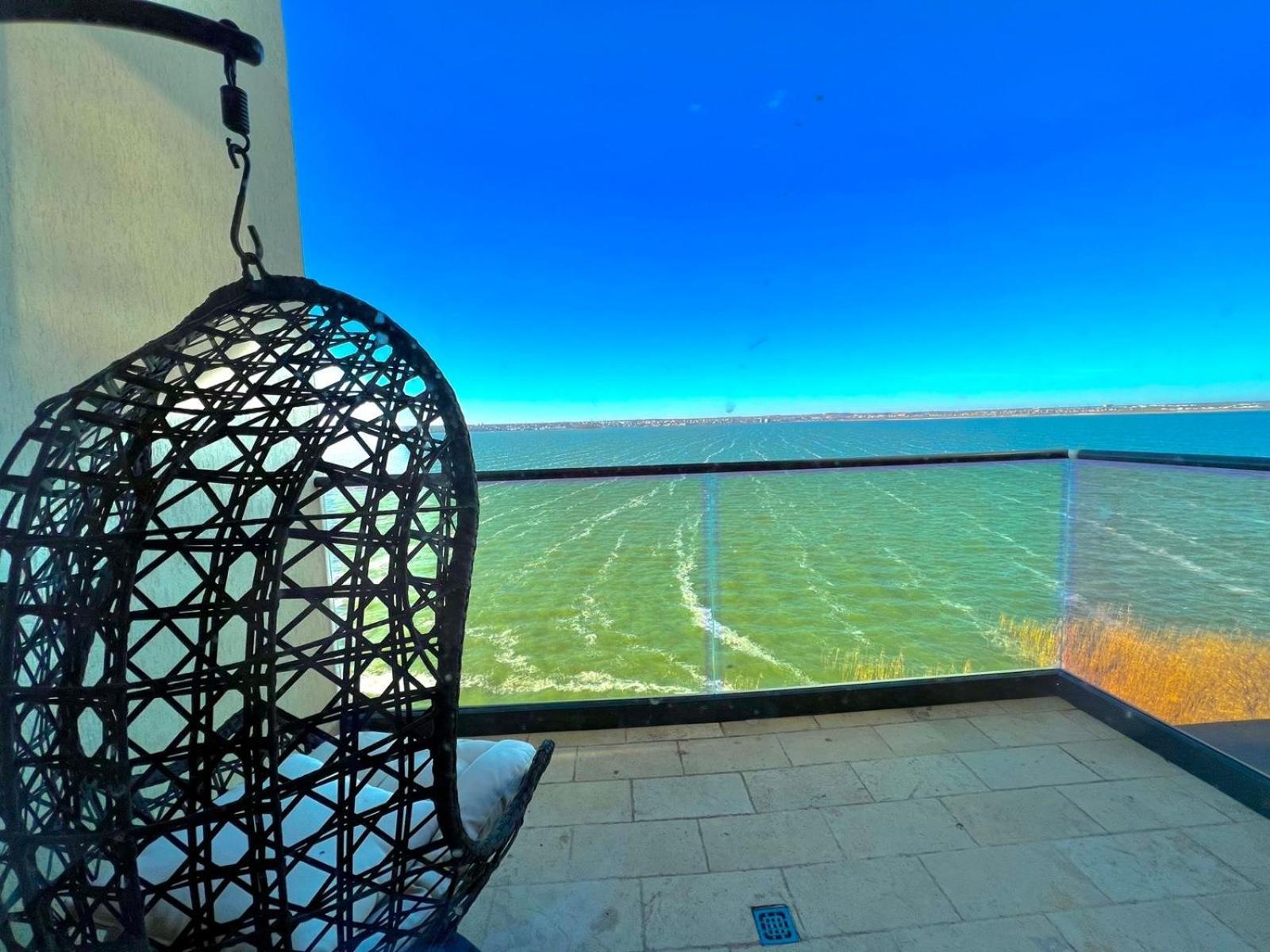 Sophia Lake View Suite Mamaia Kültér fotó