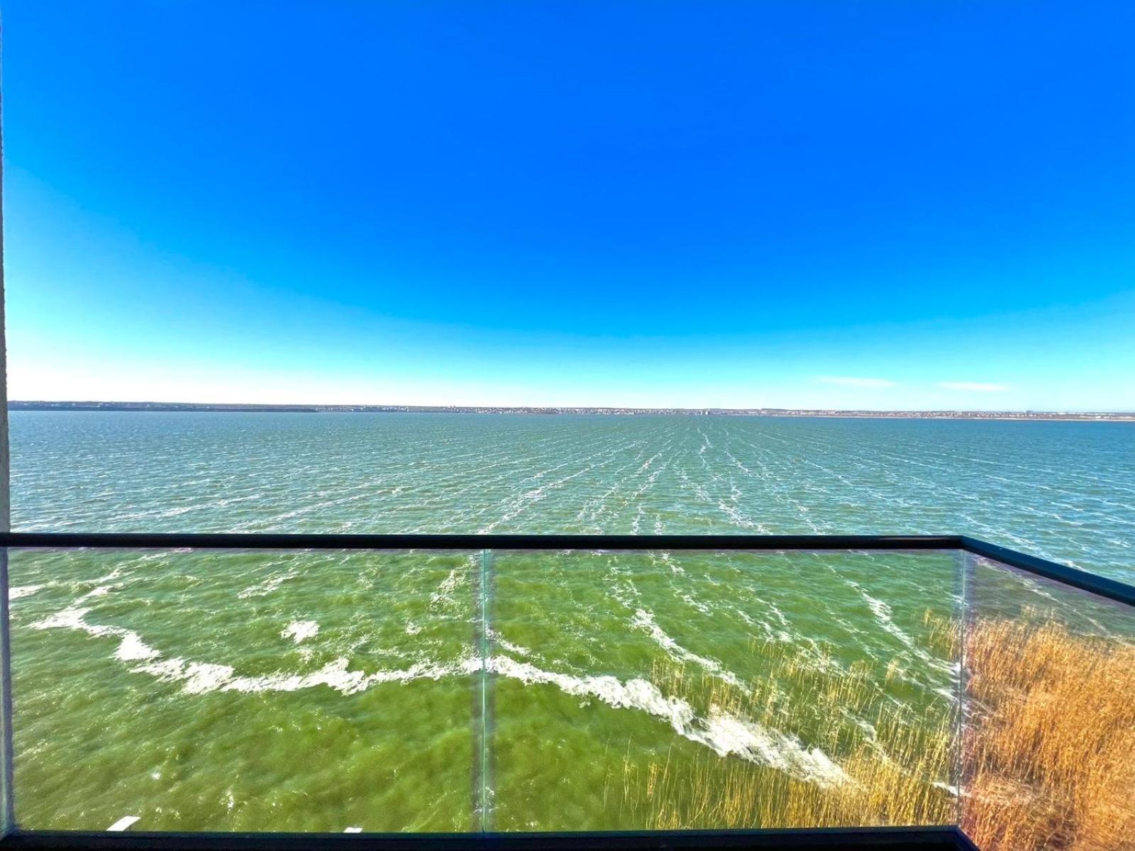 Sophia Lake View Suite Mamaia Kültér fotó